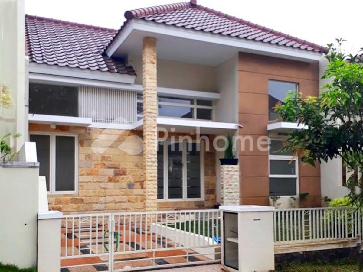 Dijual Rumah Siap Huni di Jl. Villa Safira, Karangwidoro - Gambar 1
