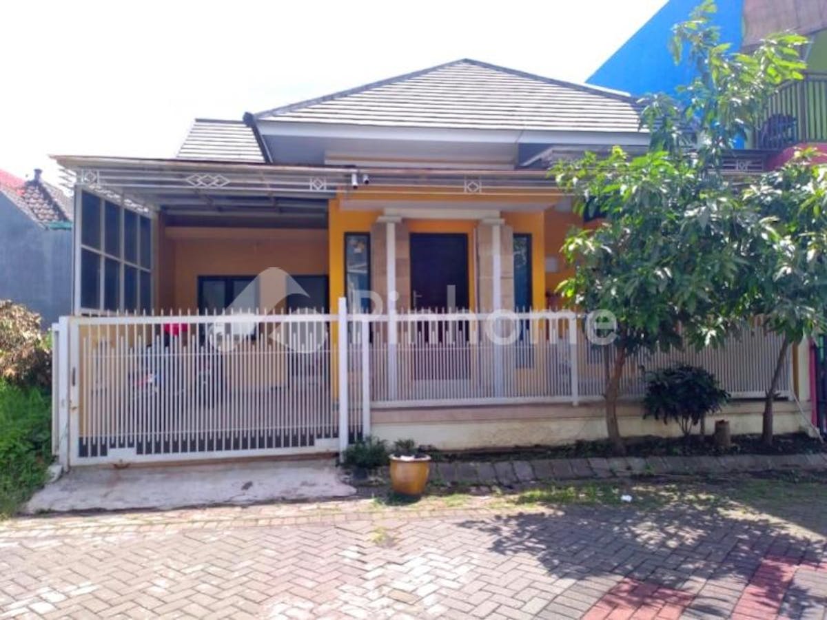 Dijual Rumah Siap Pakai Dekat Fasilitas Pendidikan di Jl. Gajayana, Ketawanggede - Gambar 1