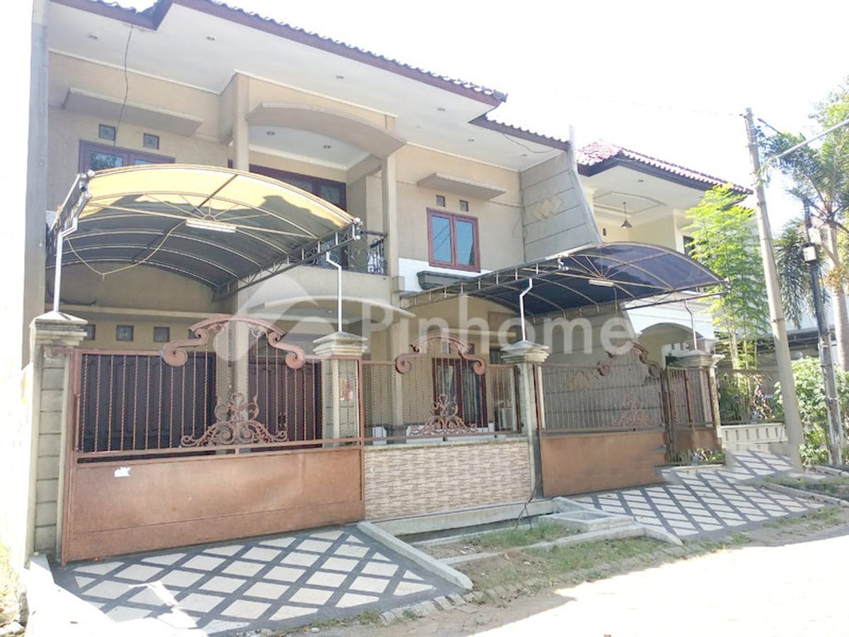 Dijual Rumah Super Strategis Dekat Araya Club House di Jl. Arif Rahman Hakim, Sukolilo, Surabaya - Gambar 1