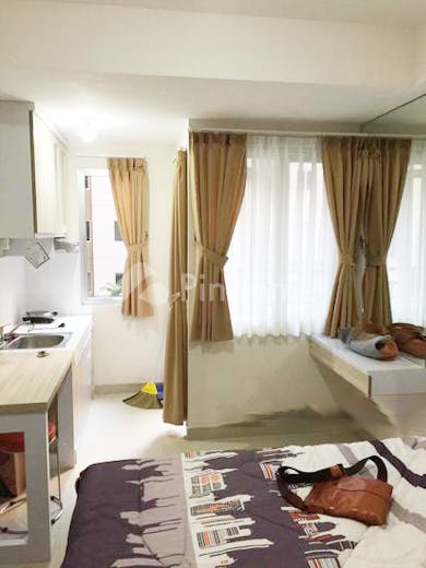 disewakan apartemen siap huni dekat festival citylink di sudirman suites  jl  jend  sudirman no 588  dungus cariang - 1