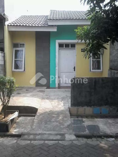 dijual rumah lingkungan nyaman di bekasi timur regensi - 1