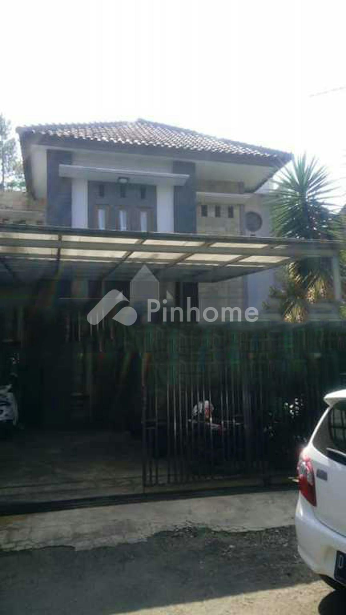 Dijual Rumah Siap Huni Dekat Fasilitas Umum di Jl. Cigadung Raya Timur, Cigadung - Gambar 1