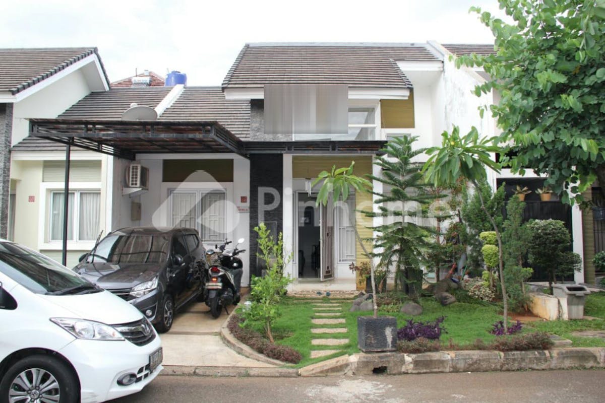 Dijual Rumah Lokasi Strategis di Grand Wisata Bekasi, Jl. Grand Wisata - Gambar 1