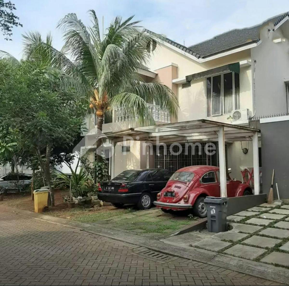 Dijual Rumah Lokasi Strategis di Cluster Emerald View Sektor 9 Bintaro, Jl. Emerald Boulevard - Gambar 1
