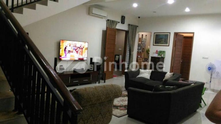 Dijual Rumah Siap Pakai di Jl. Kp. Cilenggang, Cilenggang, Kec. Serpong, Kota Tangerang Selatan, Banten 15310 - Gambar 2