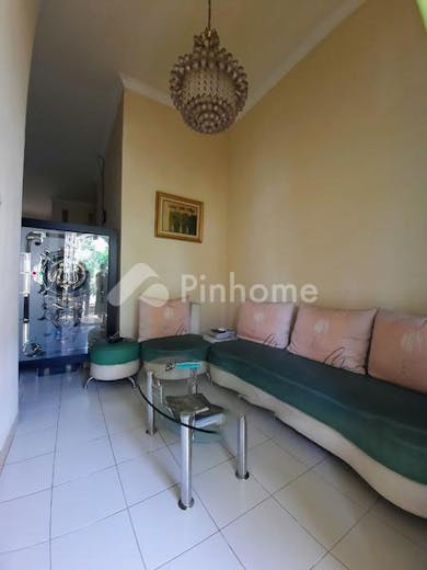 dijual rumah harga terbaik di graha golf araya - 3