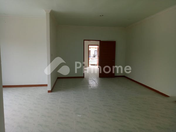 Dijual Rumah 2 Lantai 3KT 140m² di Jalan Purnama 2, Pontianak 