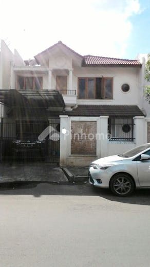 dijual rumah lokasi strategis di jl  griya utama  sunter agung - 2