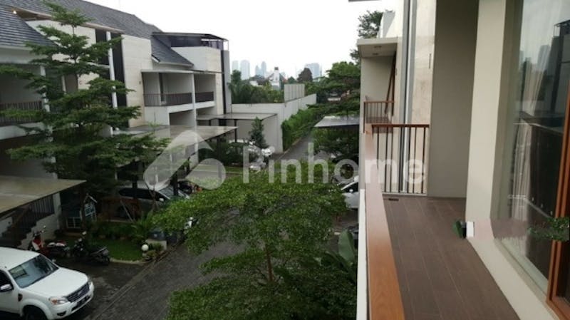 dijual rumah lokasi strategis di jalan bangka - 5