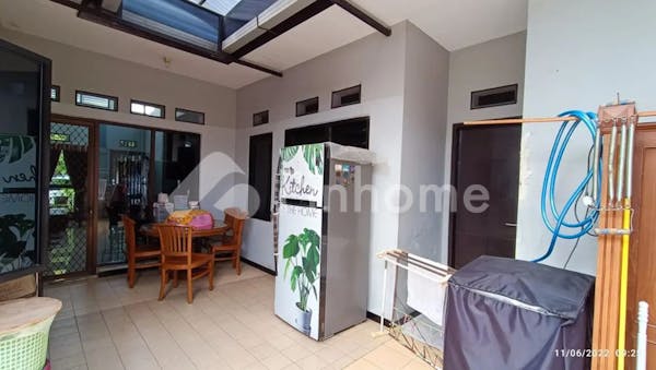 dijual rumah nyaman dan asri di perum puri surya jaya - 3