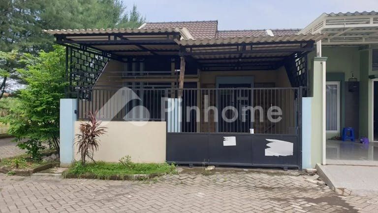 dijual rumah nyaman dan asri di  perum jade sidorejo krian - 1