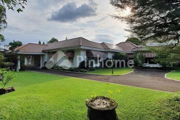 dijual rumah nyaman dan asri di kemang dalam - 1