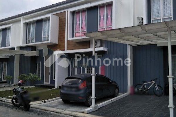 dijual rumah siap huni dekat carrefour di jl  karya jaya - 3