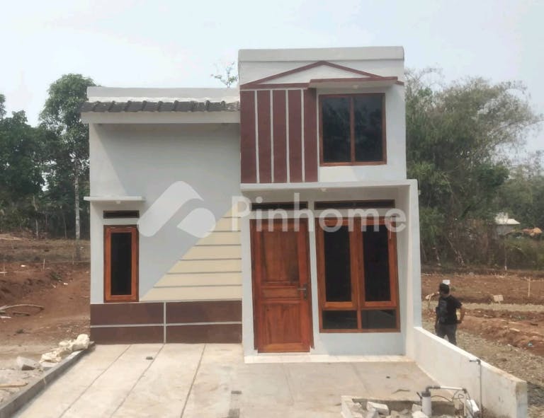 dijual rumah tanpa kendala umur di cilejit - 8