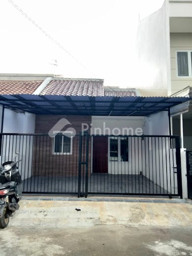 dijual rumah siap huni sudah renovasi di regensi melati mas - 1