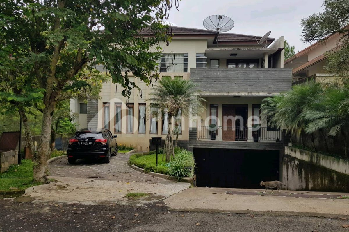 similar property dijual rumah lingkungan asri dekat fasilitas umum di dago pakar resort - 1