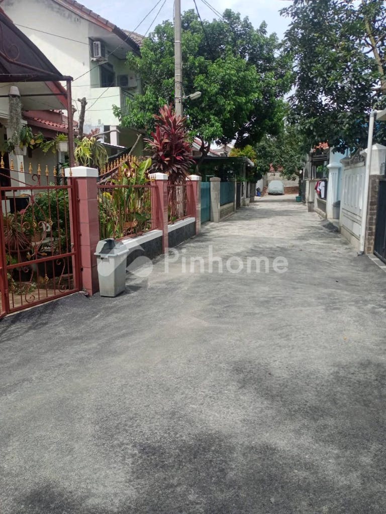 dijual rumah asri dan nyaman di cipedak - 9