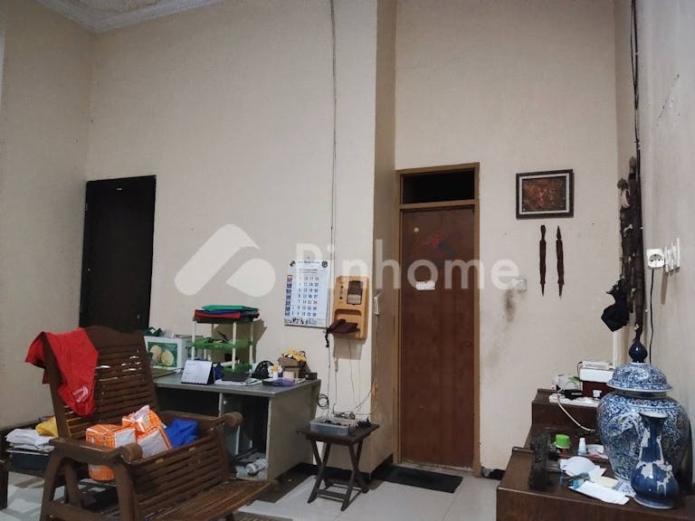 dijual rumah strategis siap huni medokan surabaya di medokan asri - 8