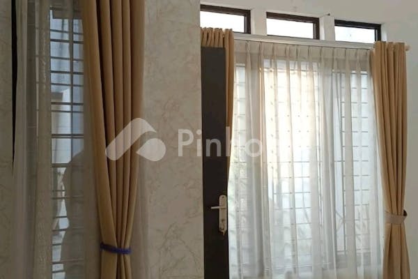 dijual rumah minimalis dalam cluster di pondok aren - 2