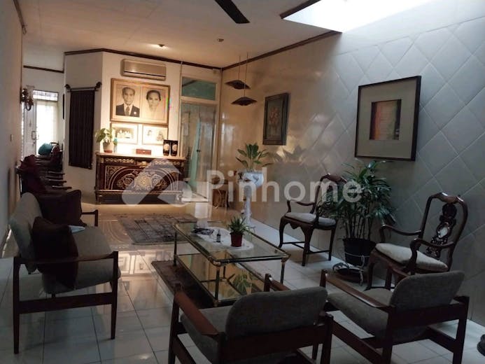 dijual rumah asri dalam perumahan yang nyaman di lebak bulus jakarta selatan - 4