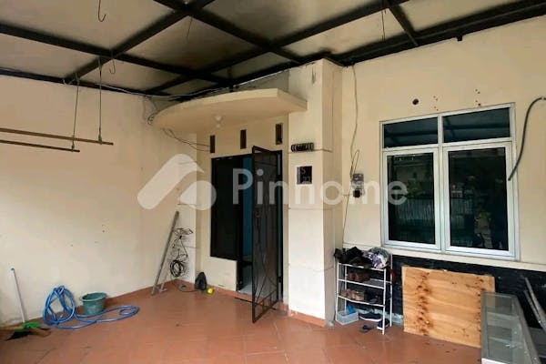 dijual rumah siap huni dekat rs di batursari - 2