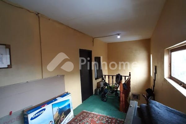 dijual rumah daerah lembang di jl  jayagiri ii no 89 - 10