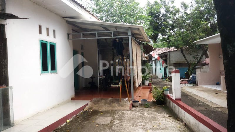 dijual rumah 3kt 300m2 di kp kademangan rt02 03 - 1