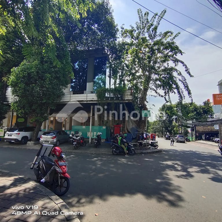 Dijual Ruko Gandeng Lokasi Strategis Pinggir Jalan Utama di Jl. Mandala - Gambar 4
