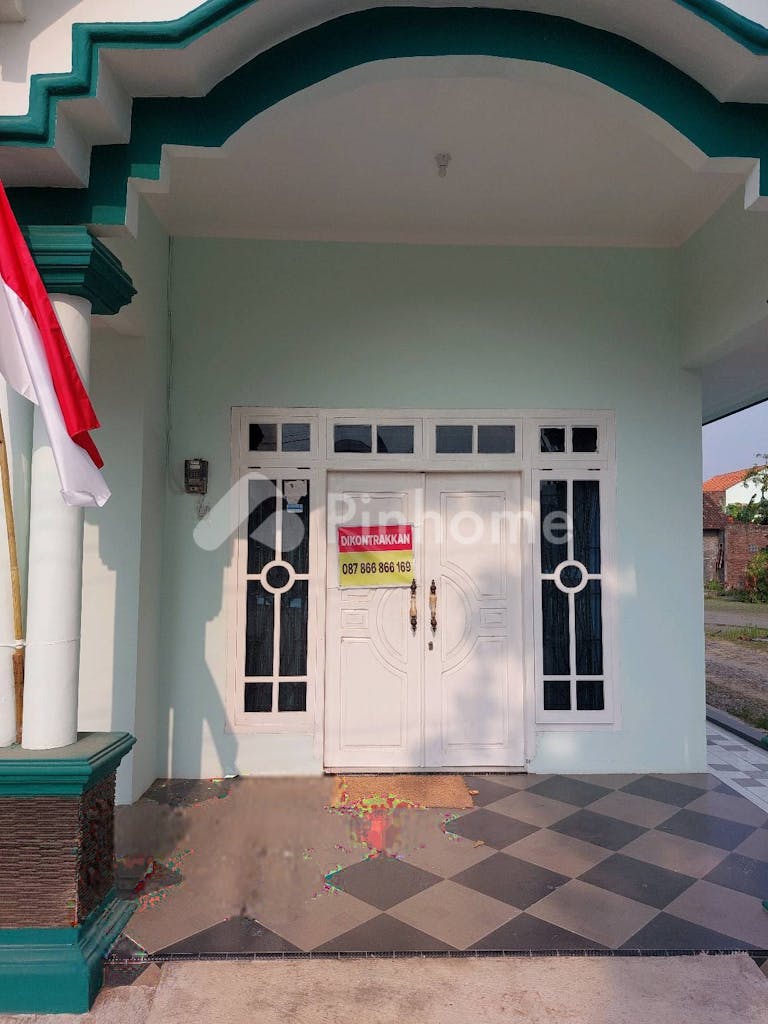 disewakan rumah bisa untuk kosan dan toko di islamic center bugangin kendal depan kua - 5