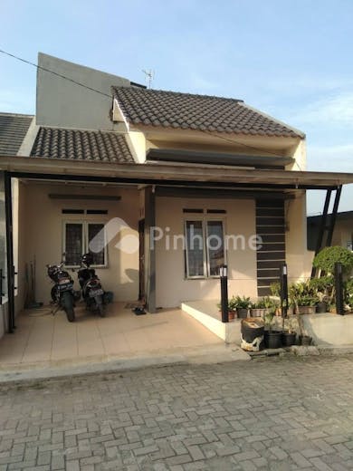 dijual rumah lingkungan nyaman dalam cluster di perumahan pesona serpong view residence  cluster lavender - 1