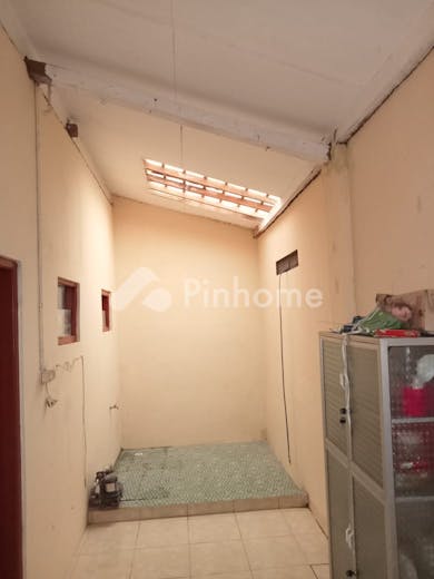 dijual rumah siap huni di jl  truntum - 4