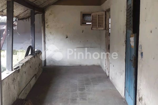 dijual rumah 500meter dari malioboro di jl  letjen suprapto - 14