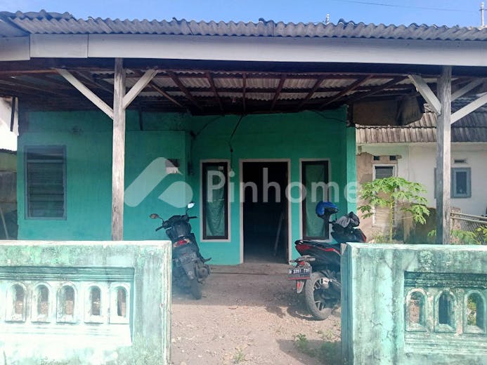 dijual rumah lokasi strategis dekat pasar di wismokerto - 1