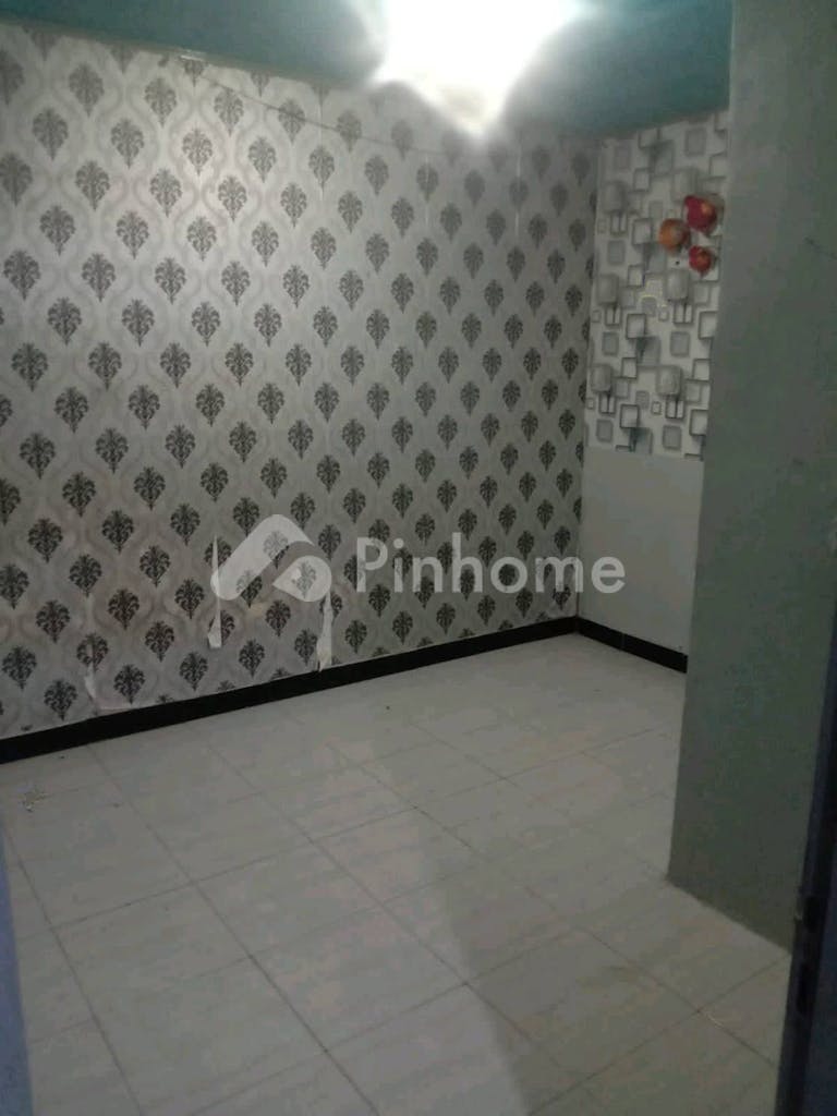 dijual rumah kampung di parung serap - 3