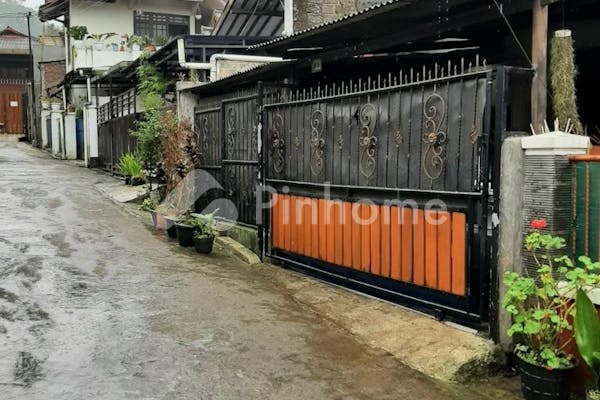 dijual rumah daerah lembang di jl  jayagiri ii no 89 - 5