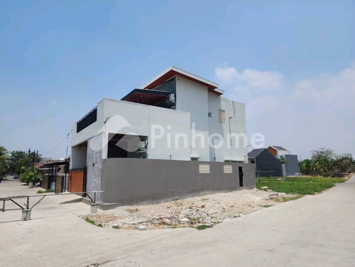 dijual rumah 5kt 120m2 di jl towuti ii - 2