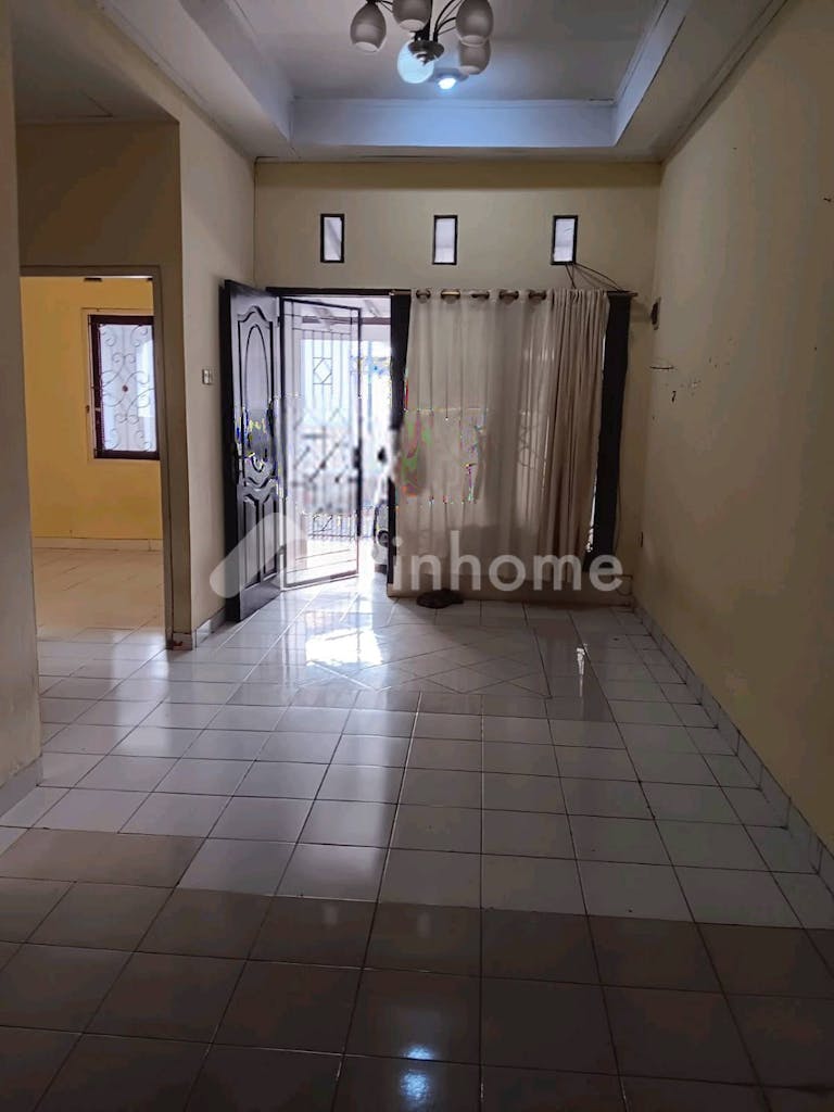 dijual rumah take over nego sampai deal dekat toll desari di maharaja - 4