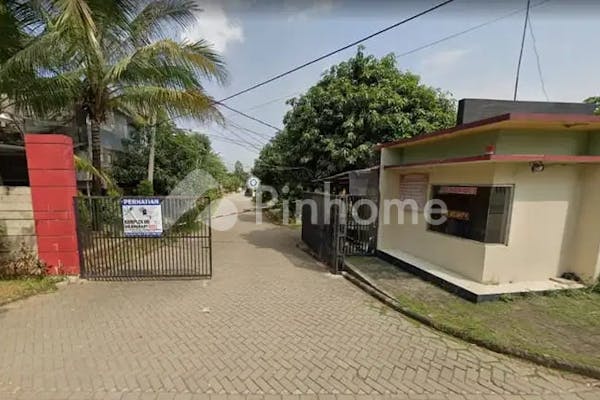 dijual rumah lingkungan nyaman dan asri di jl  sirojol munir - 7