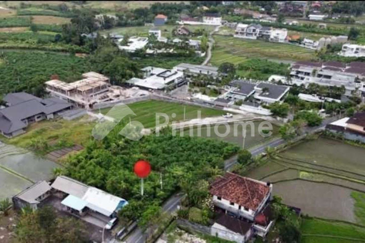 similar property dijual tanah komersial lokasi bagus di jl  raya tumbakbayuh - 3