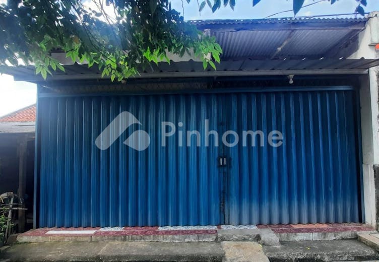 dijual rumah dan kios lokasi strategis di pinang - 1