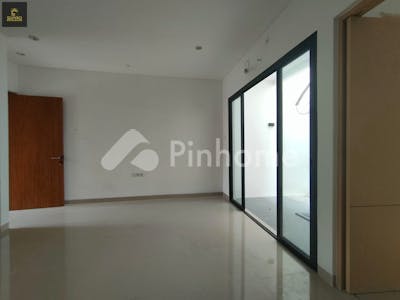 dijual rumah baru siap huni di cluster bintaro sektor 9 di pondok aren - 3