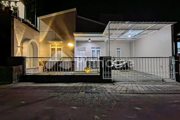 dijual rumah 2 lantai minimalis modern di sukapura - 2