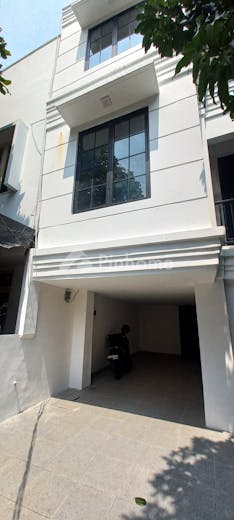 dijual rumah baru di jln alam elok  view hotel intercontinental di pondok pinang - 15