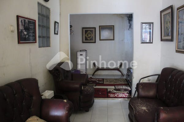 dijual rumah siap huni di jl abiyasa raya no  82 - 5