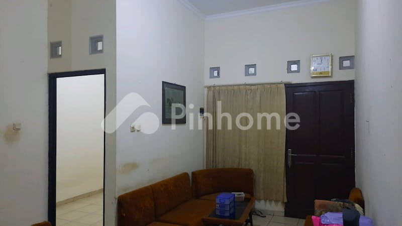 dijual rumah siap huni di jl sinar lestari - 2