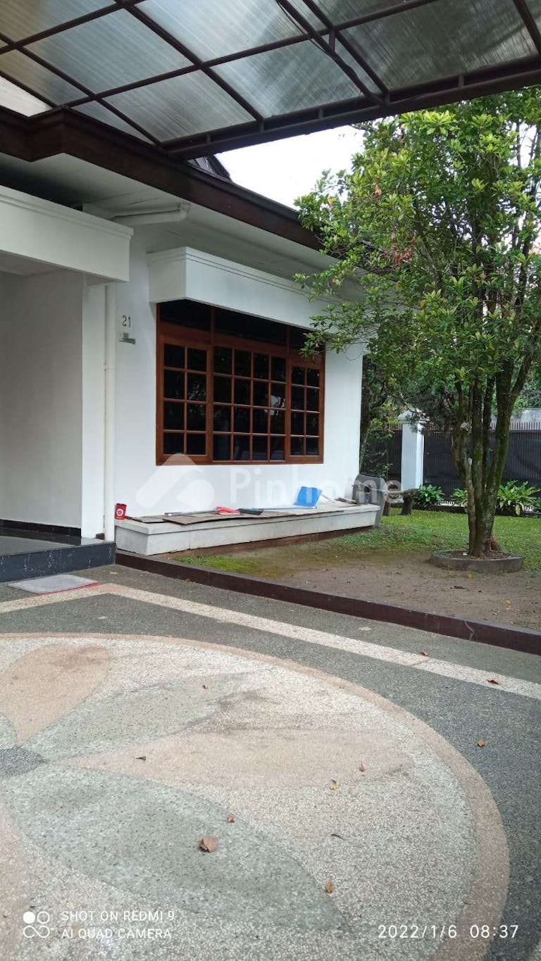 disewakan rumah di bbk jeruk di sukajadi - 2