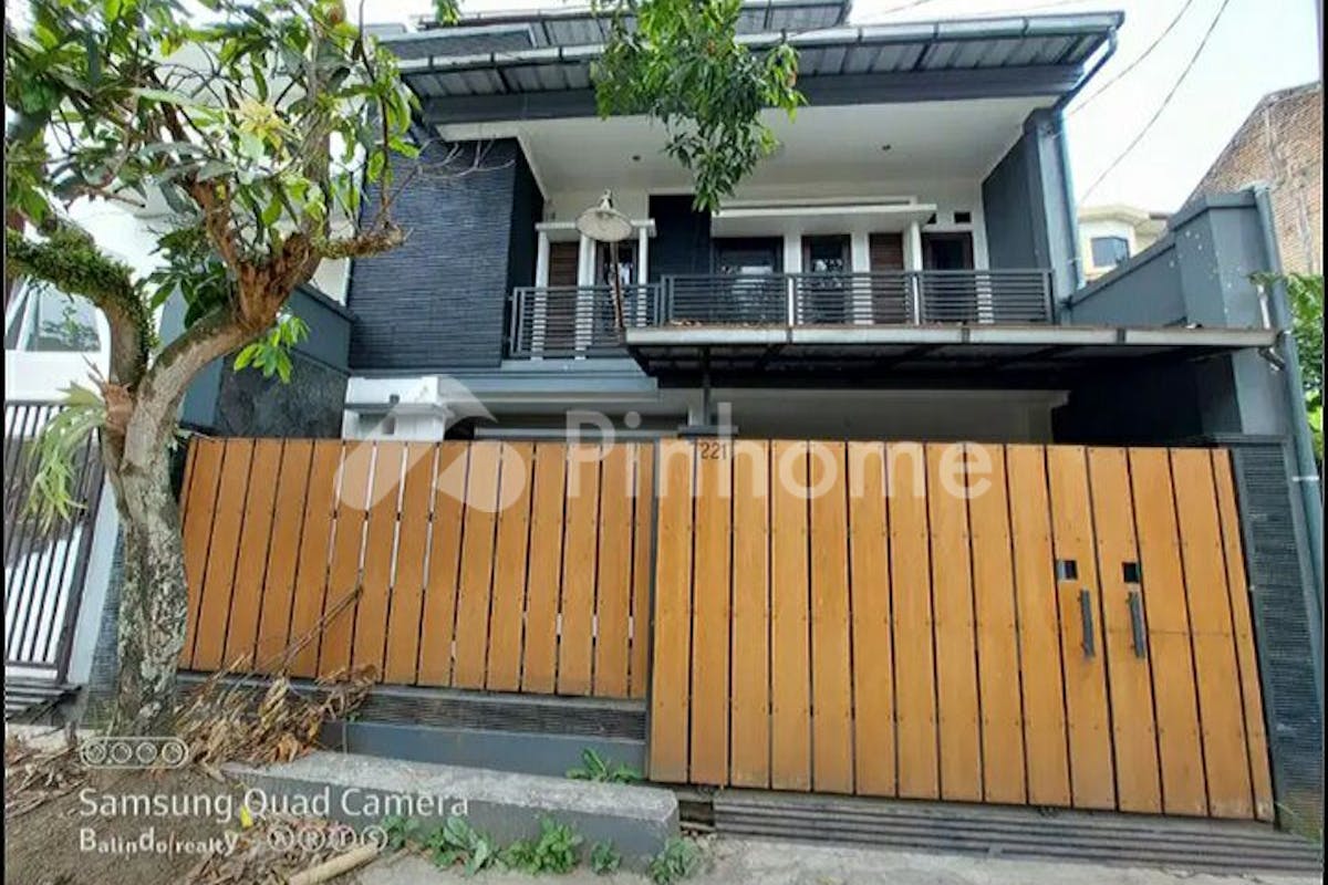 similar property dijual rumah semi villa lingkungan asri sejuk di jatihandap - 1