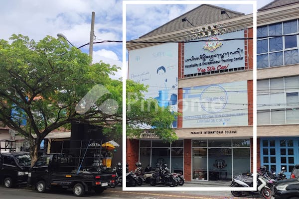 dijual ruko 2 unit 3 lantai kawasan bisnis di mahendradatta - 2