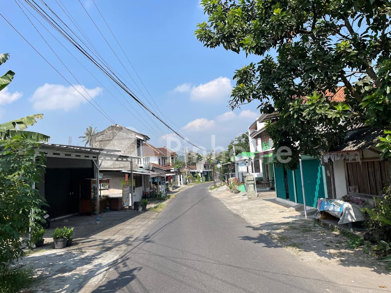 dijual tanah residensial kavling jogja dekat kampus mercubuana shm p di jalan wates - 2