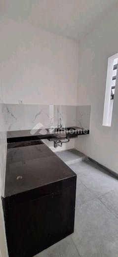 dijual rumah sudah renovasi dan dekat mal di kota wisata - 5